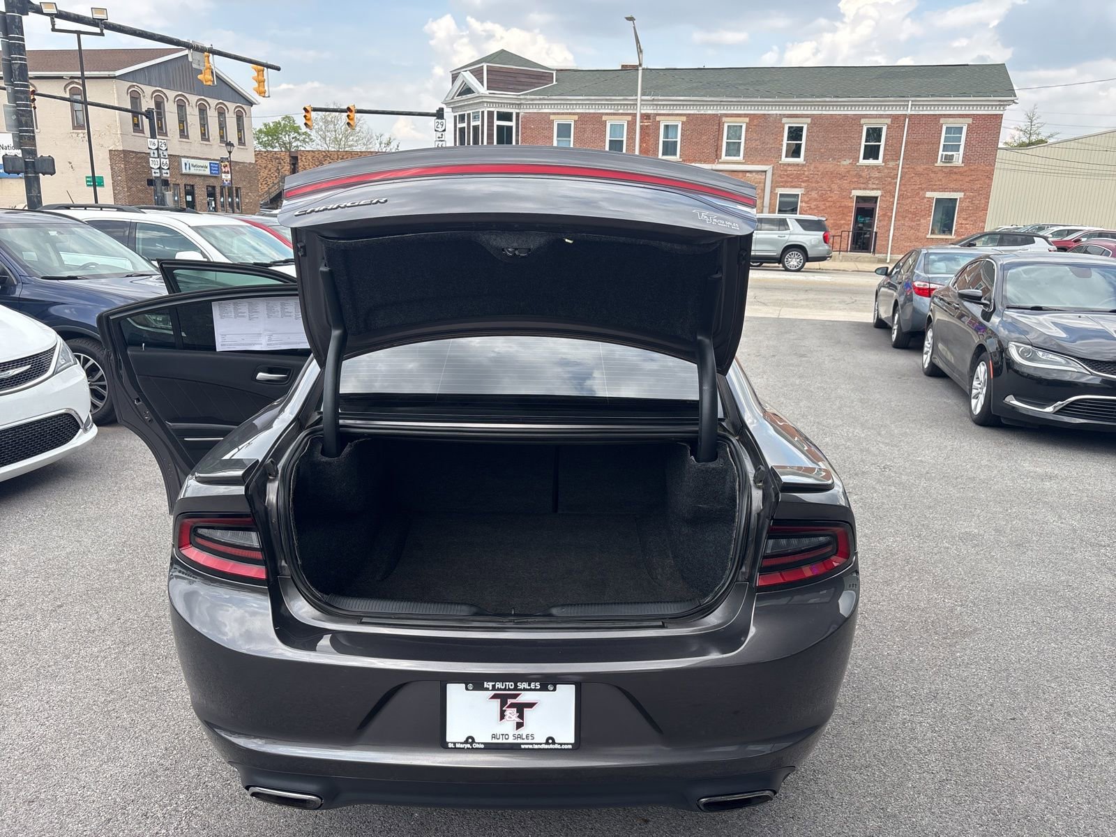 Used 2017 Dodge Charger SXT w/ Rallye Group RWD image 14