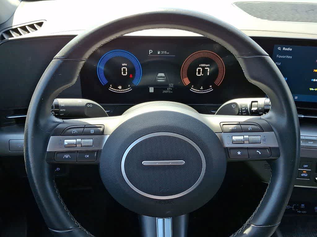 Used 2025 Hyundai Kona SEL AWD/4WD image 17
