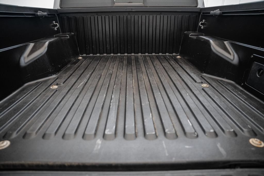 Certified 2021 Toyota Tacoma SR AWD/4WD image 12