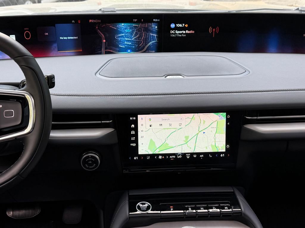 New 2026 Lincoln Navigator L Reserve AWD/4WD image 15