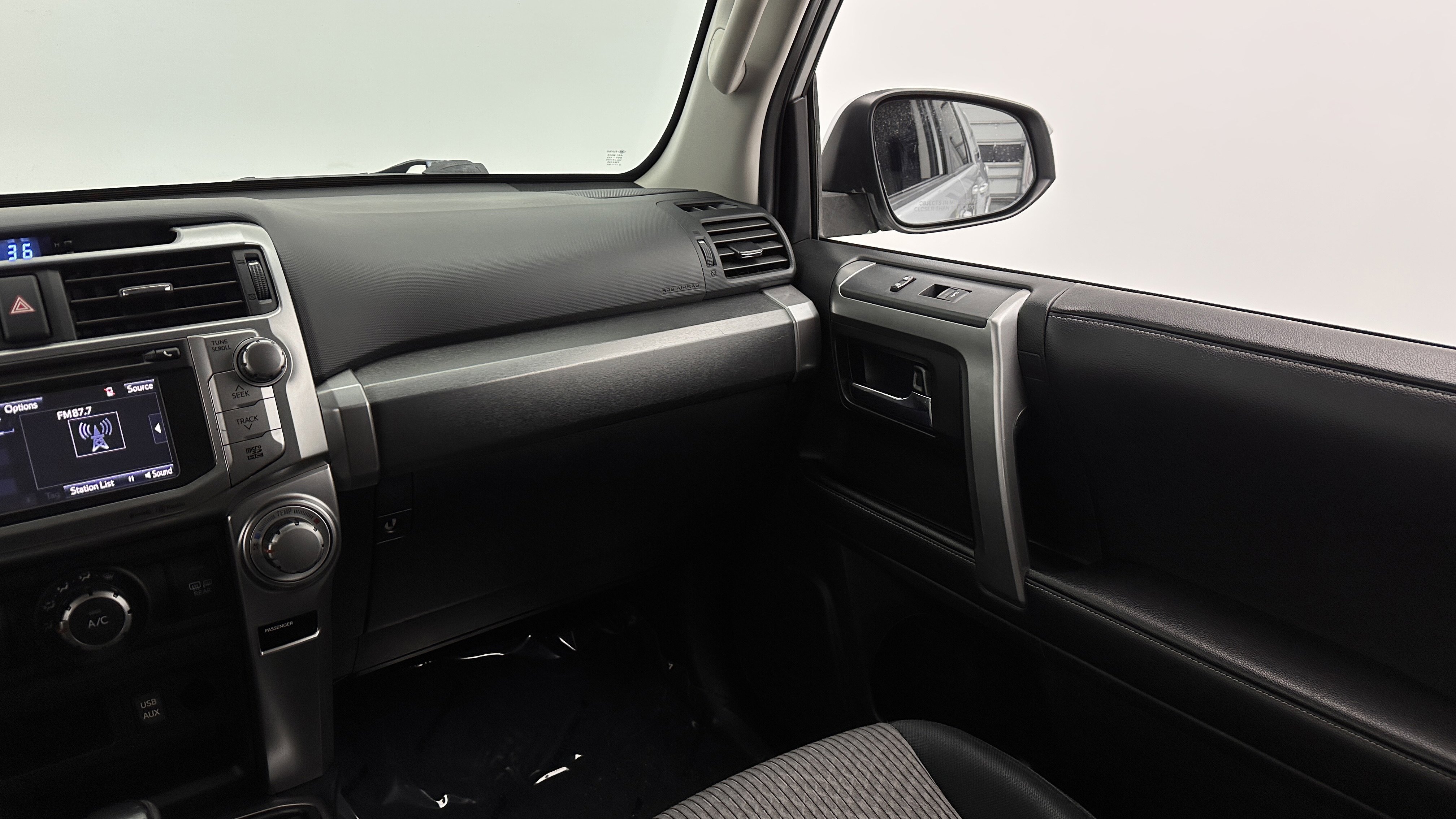 Used 2017 Toyota 4Runner SR5 image 26