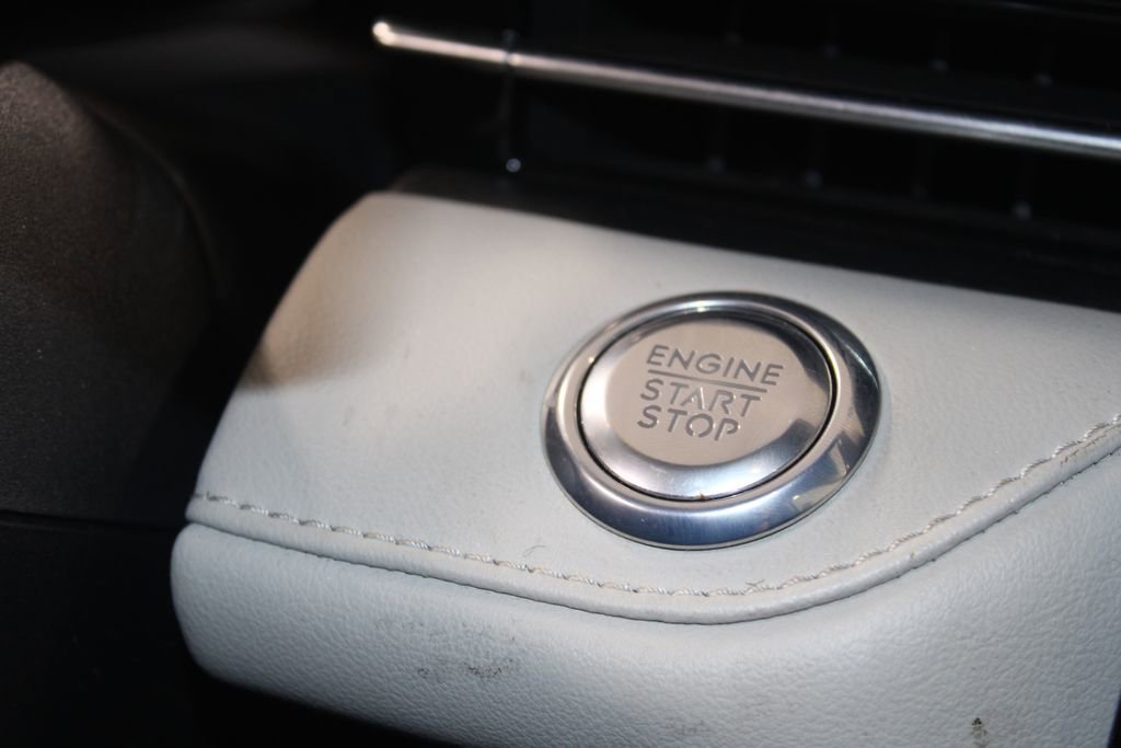 Used 2024 Lincoln Nautilus Reserve image 42