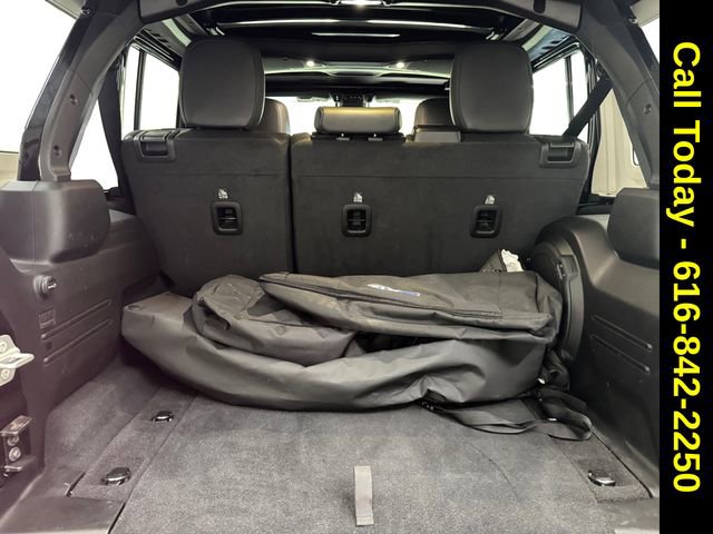 Used 2024 Jeep Wrangler High Altitude image 20