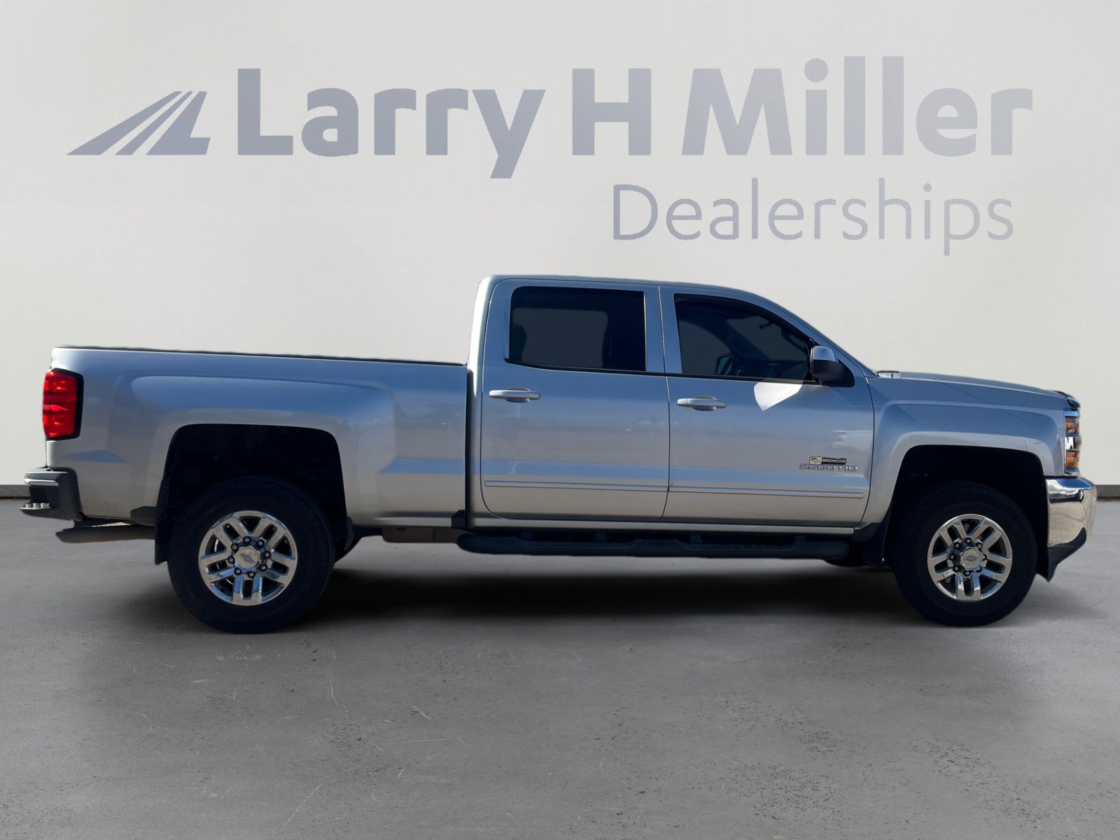Used 2019 Chevrolet Silverado 2500 LT image 6