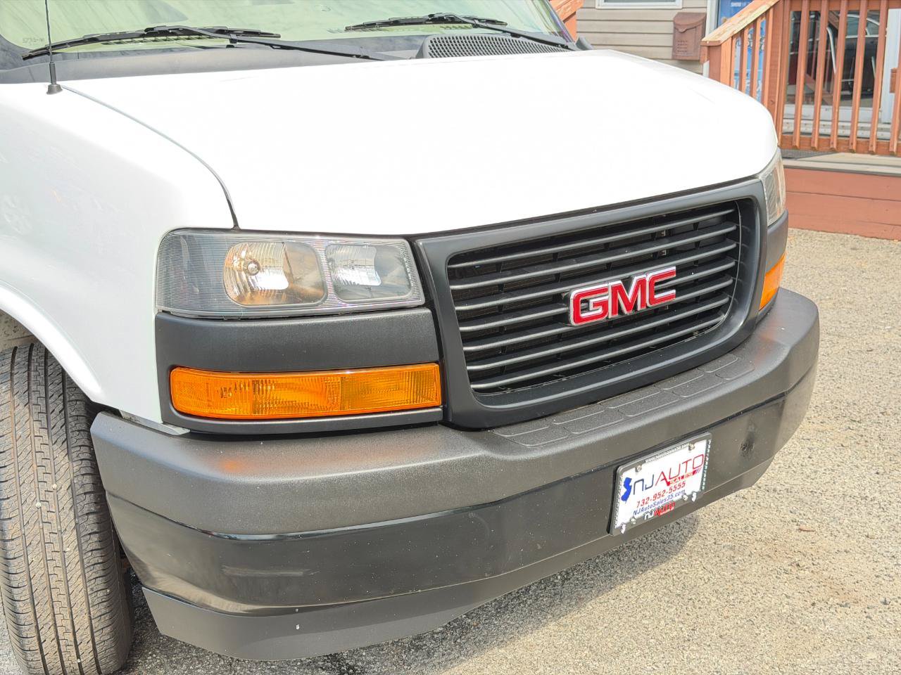 Used 2019 GMC Savana 3500 RWD image 66