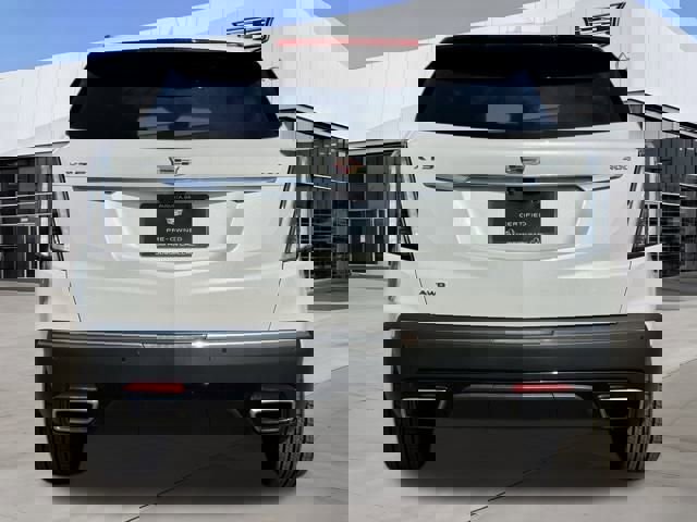 Certified 2023 Cadillac XT5 Sportv w/ Technology Package image 6