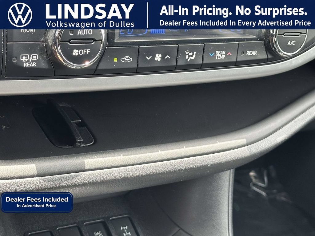 Used 2018 Toyota Highlander SE w/ Carpet Mat Package (TMS) AWD/4WD image 20