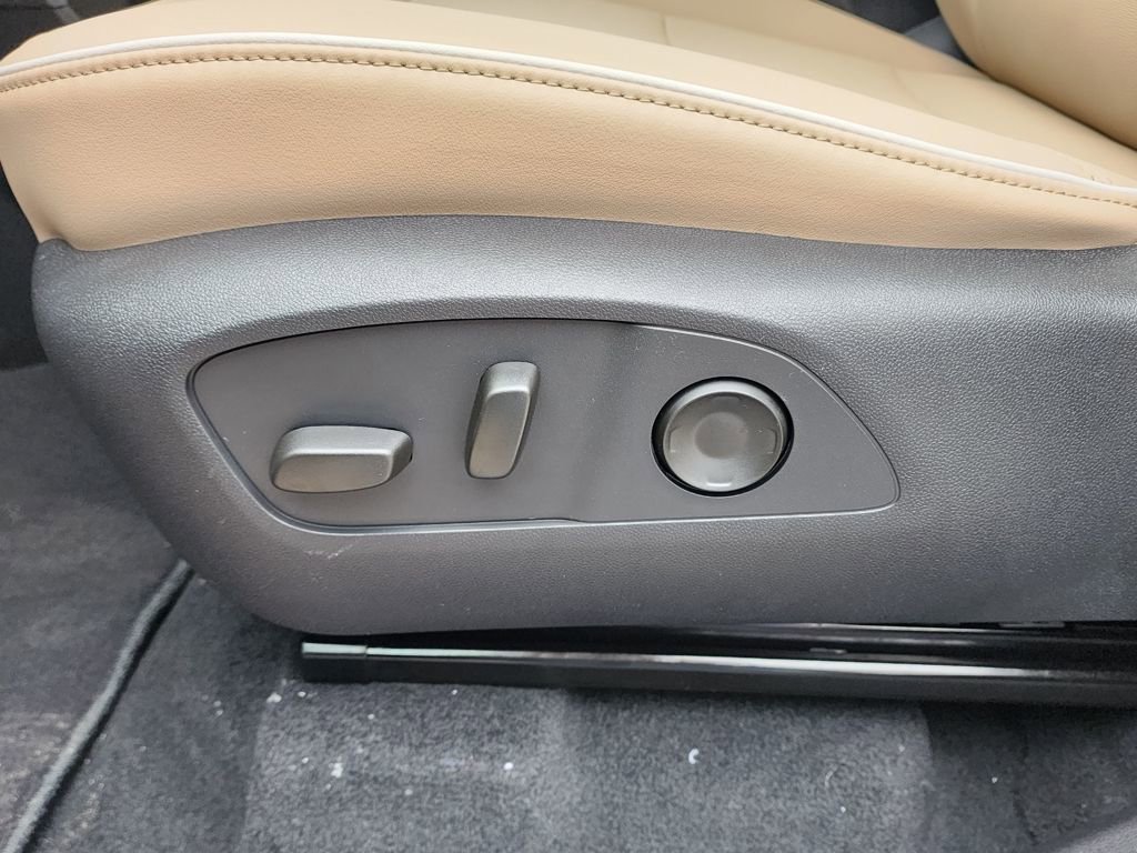 New 2026 Buick Enclave Preferred w/ Power Package image 18