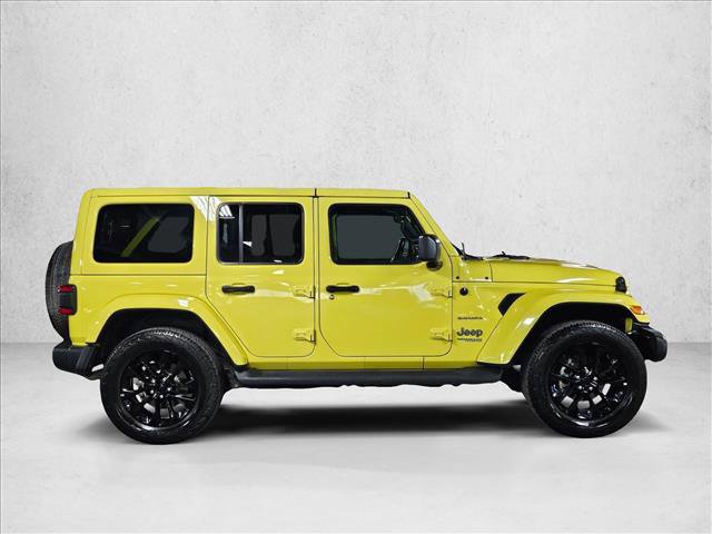 Used 2022 Jeep Wrangler Unlimited Sahara w/ Cold Weather Group AWD/4WD image 4