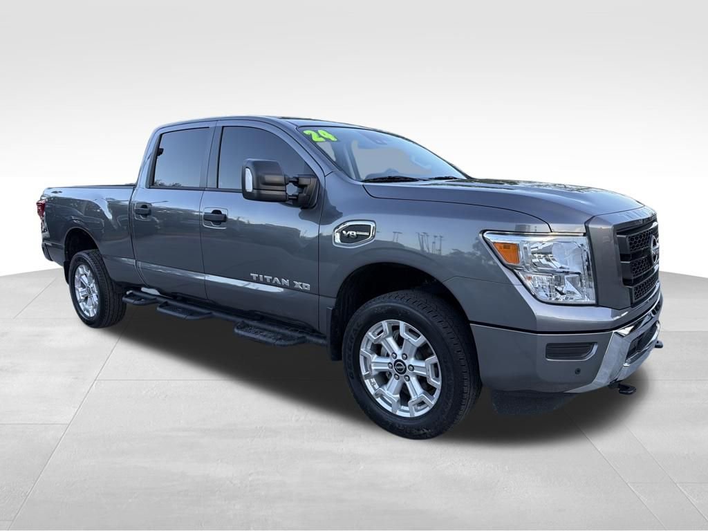 Used 2024 Nissan Titan SV w/ SV Convenience Package image 28