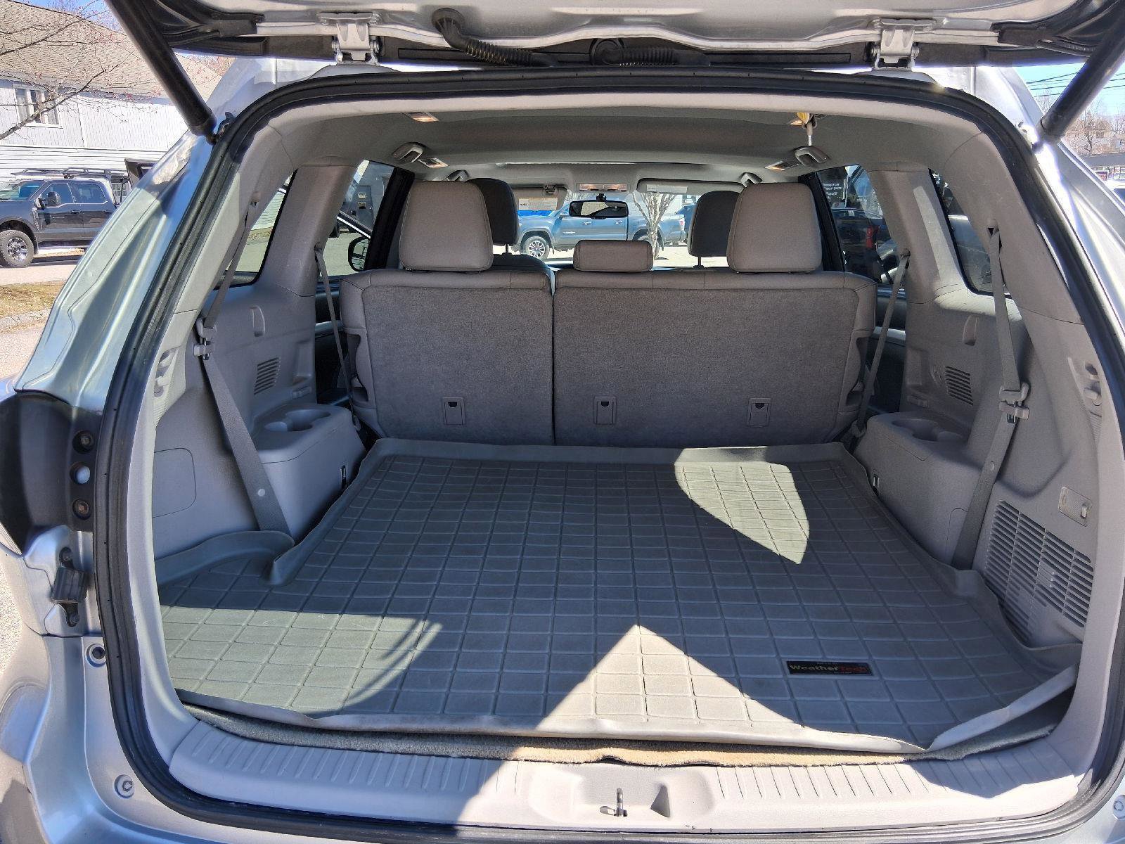 Used 2015 Toyota Highlander XLE AWD/4WD image 24