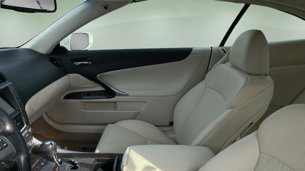 Used 2010 Lexus IS 250C image 20