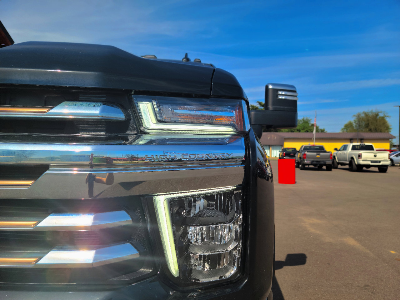 Used 2023 Chevrolet Silverado 2500 High Country w/ Z71 Off-Road Package image 29