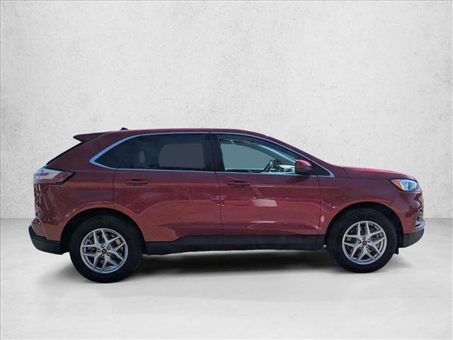 Used 2024 Ford Edge SEL image 4