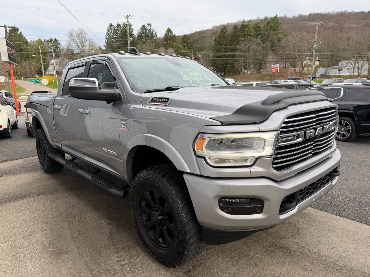 Used 2020 RAM 3500 Laramie AWD/4WD image 3