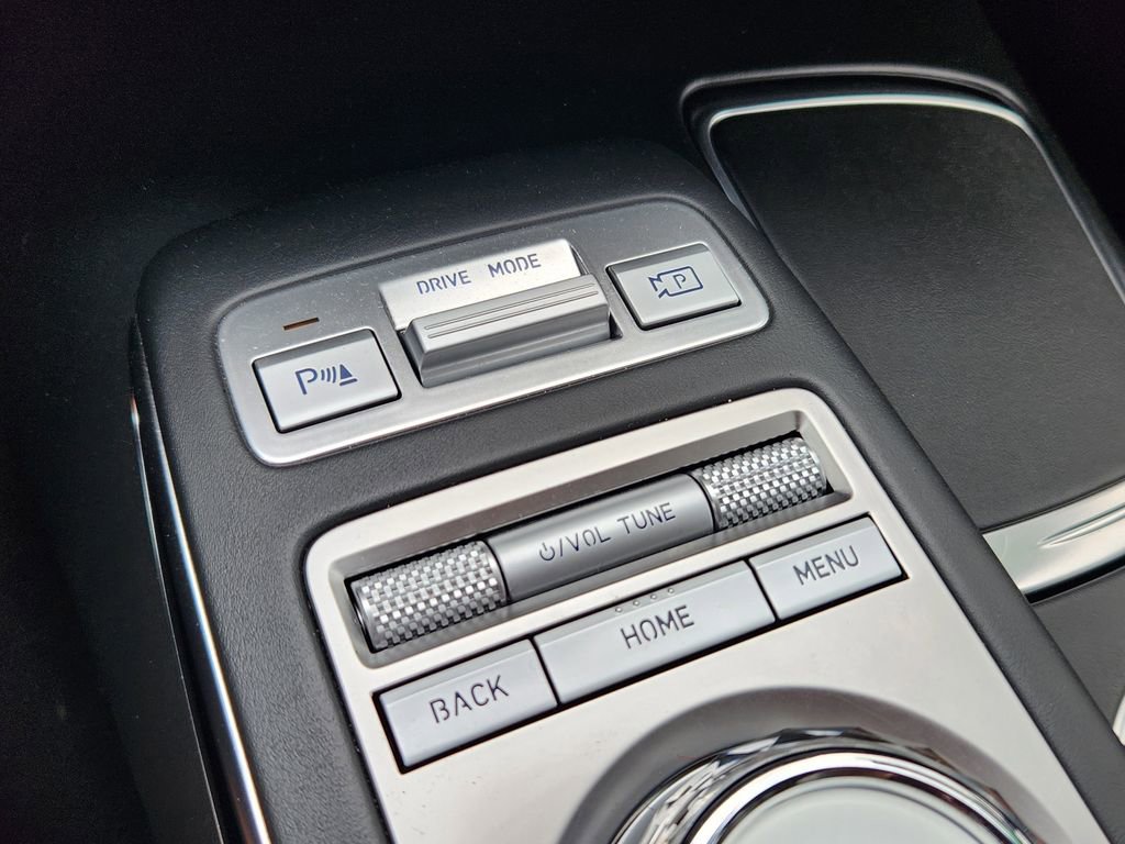 Used 2025 Genesis GV70 2.5T image 28
