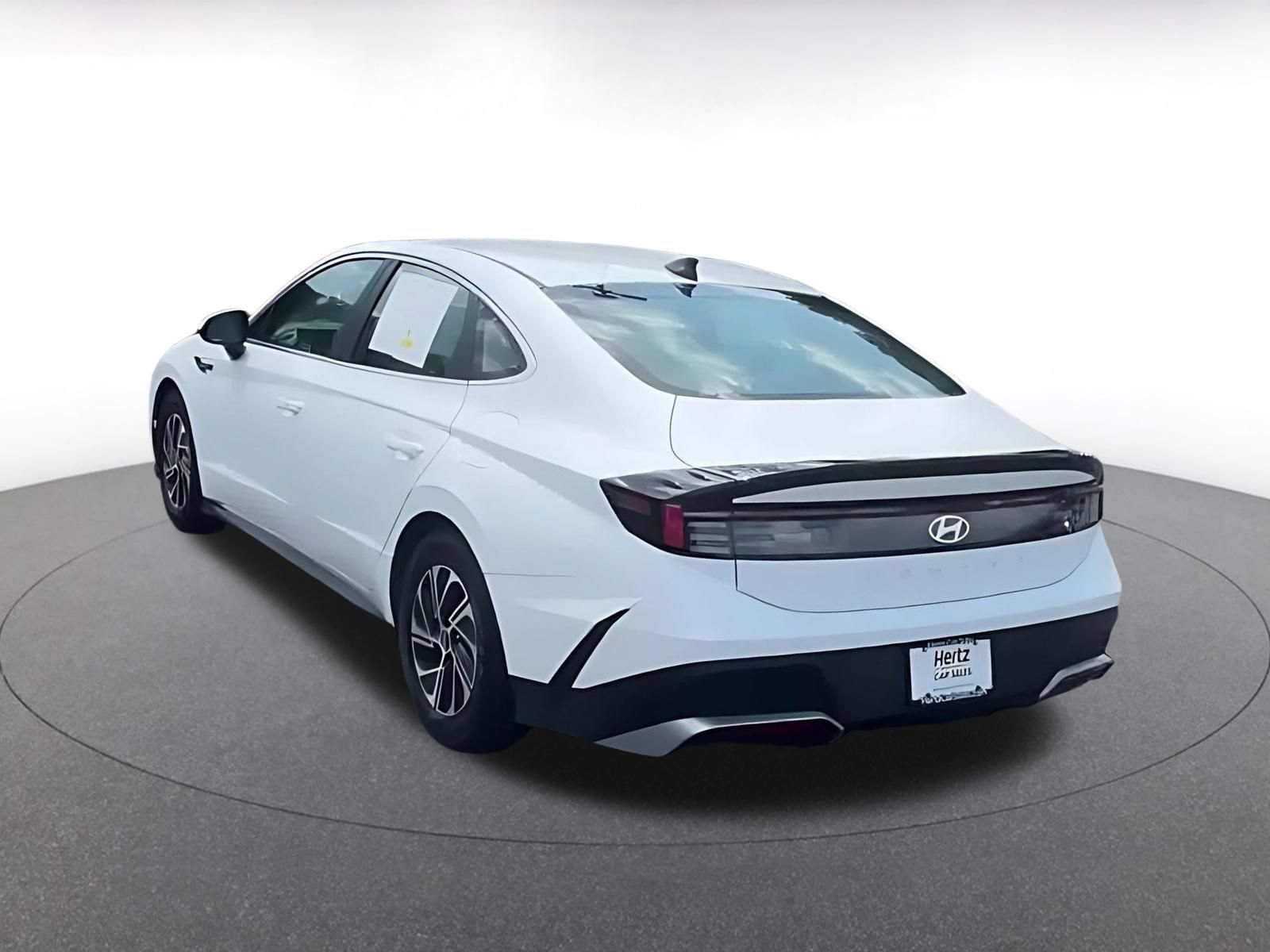 Used 2026 Hyundai Sonata Blue FWD image 12