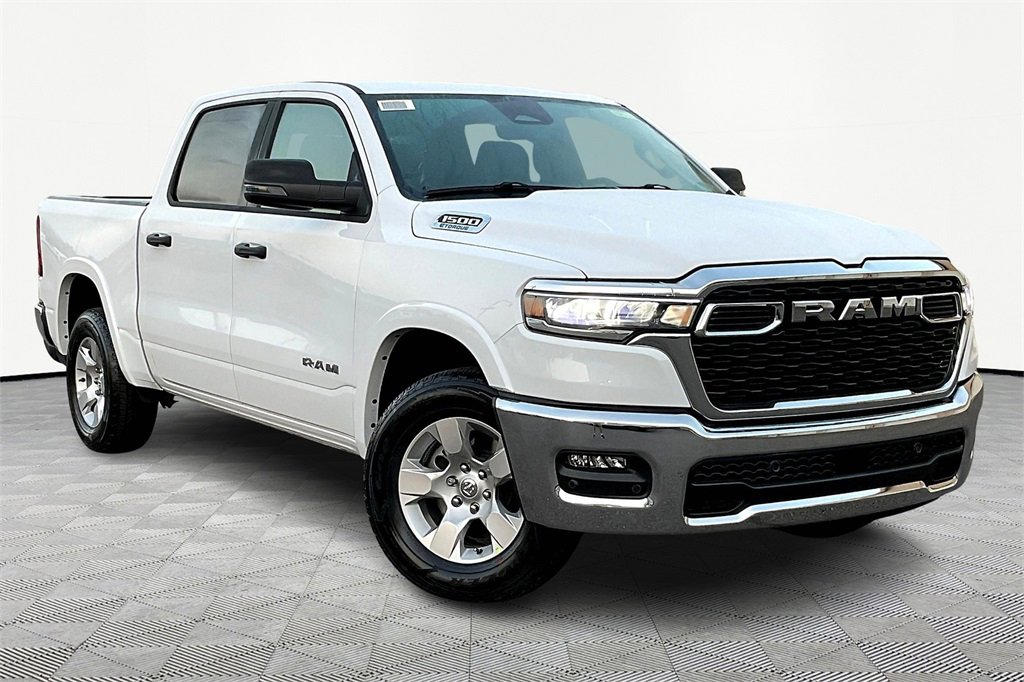 New 2025 RAM 1500 4x4 Crew Cab