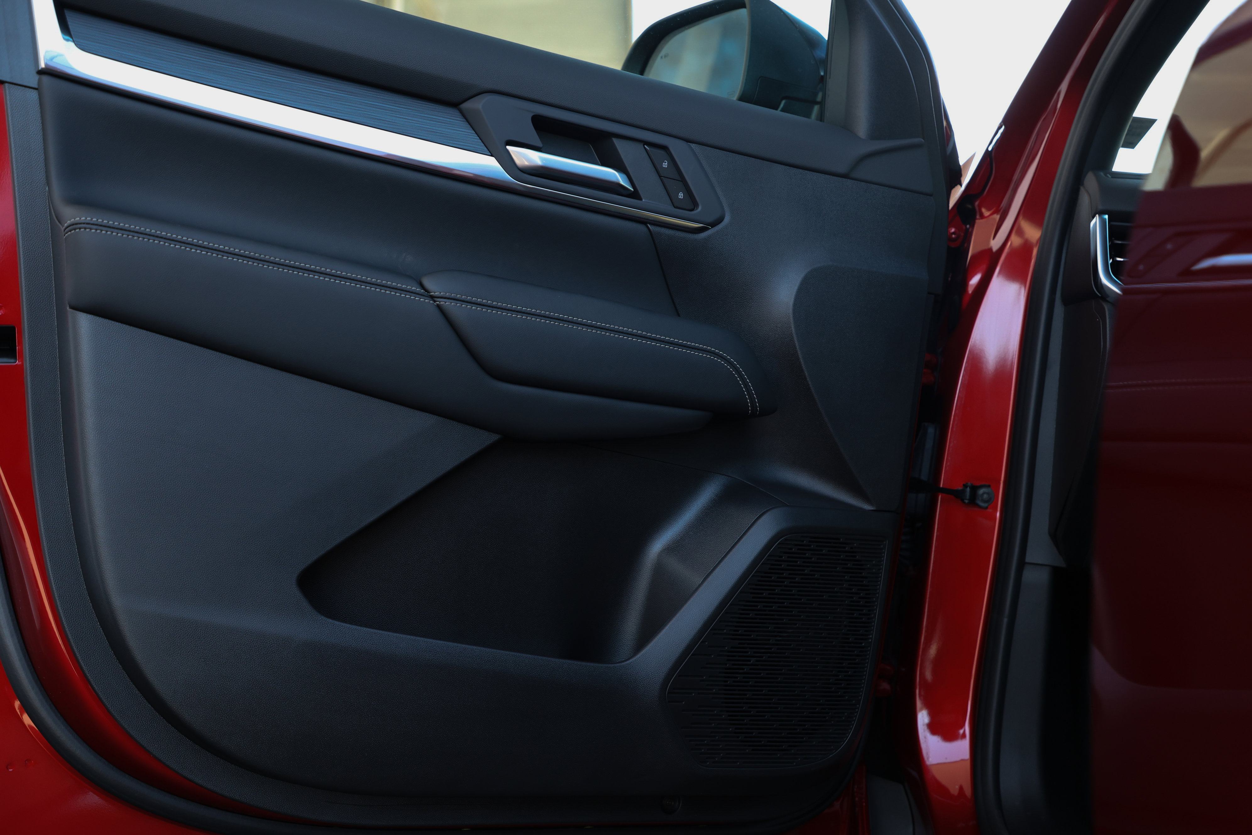 New 2026 GMC Terrain Elevation w/ Black Edition image 9