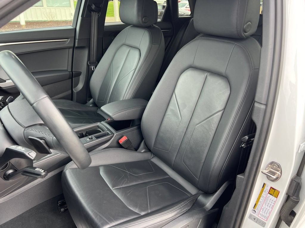 Used 2025 Audi Q3 2.0T Premium AWD/4WD image 21