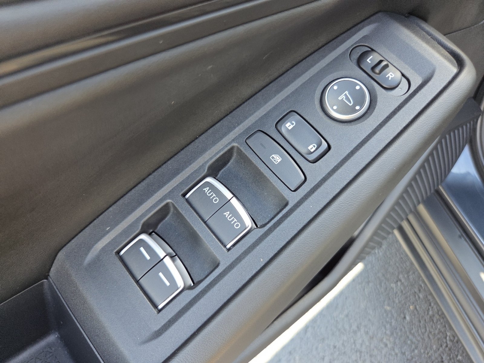 Used 2024 Honda Accord EX image 28