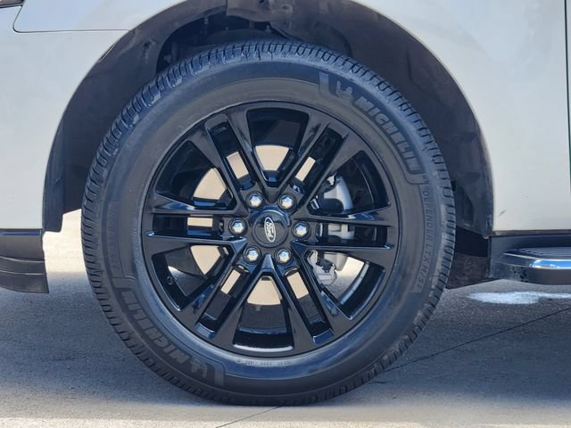 Used 2023 Ford Expedition XLT RWD image 10