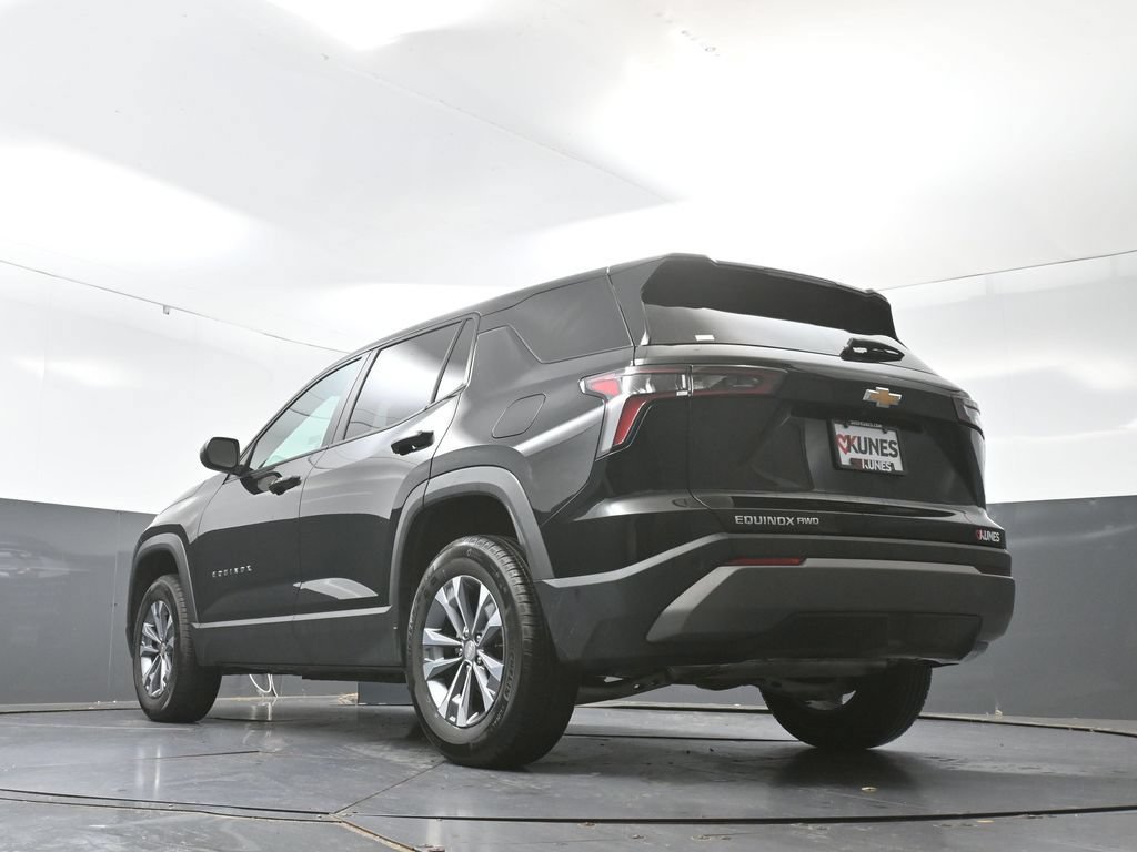 Used 2026 Chevrolet Equinox LT AWD/4WD image 56