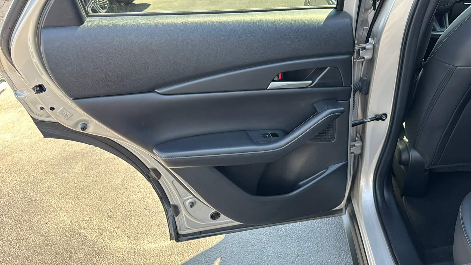 Used 2023 MAZDA CX-30 AWD 2.5 S w/ Select Package image 18