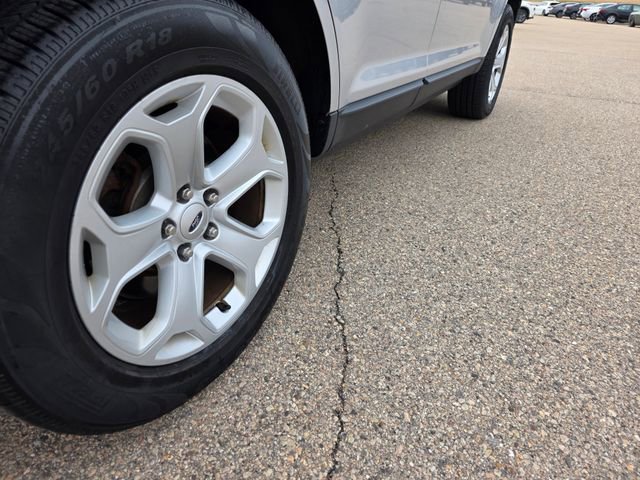 Used 2013 Ford Edge SE image 35