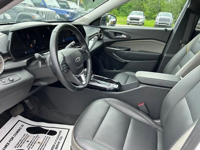 Used 2024 Chevrolet Trax ACTIV w/ Driver Confidence Package image 11