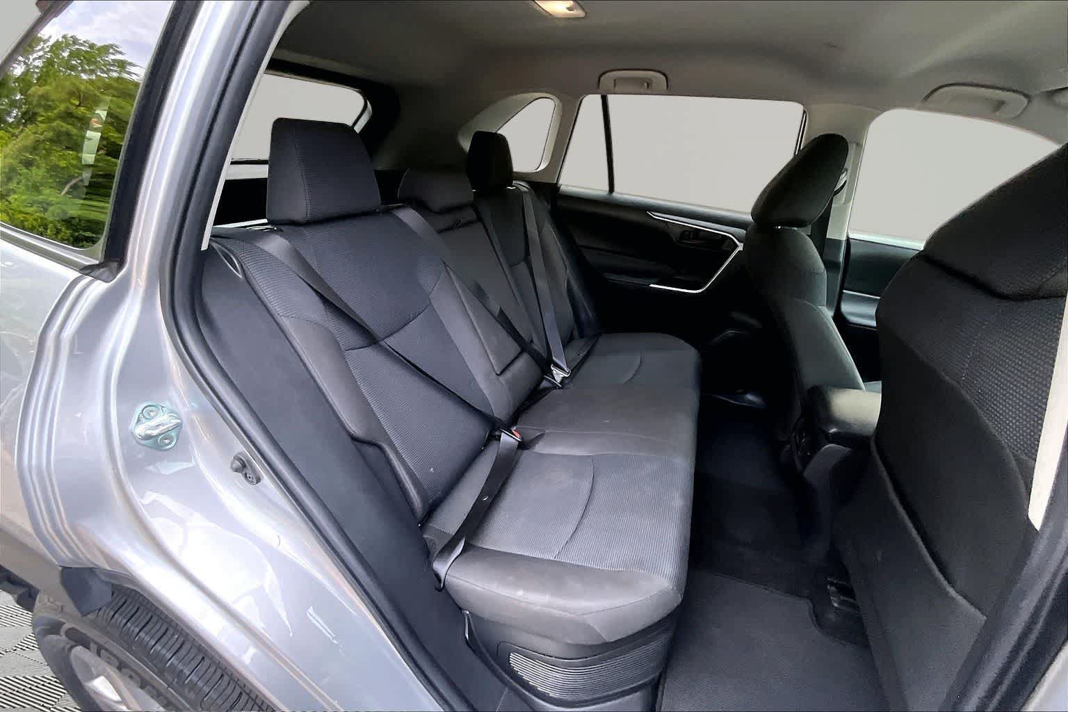 Certified 2025 Toyota RAV4 LE AWD/4WD image 20