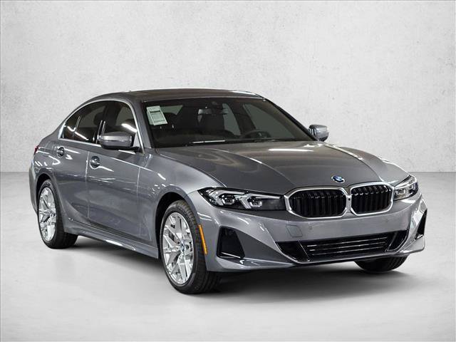 Used 2026 BMW 330i xDrive Sedan w/ Convenience Package AWD/4WD image 3