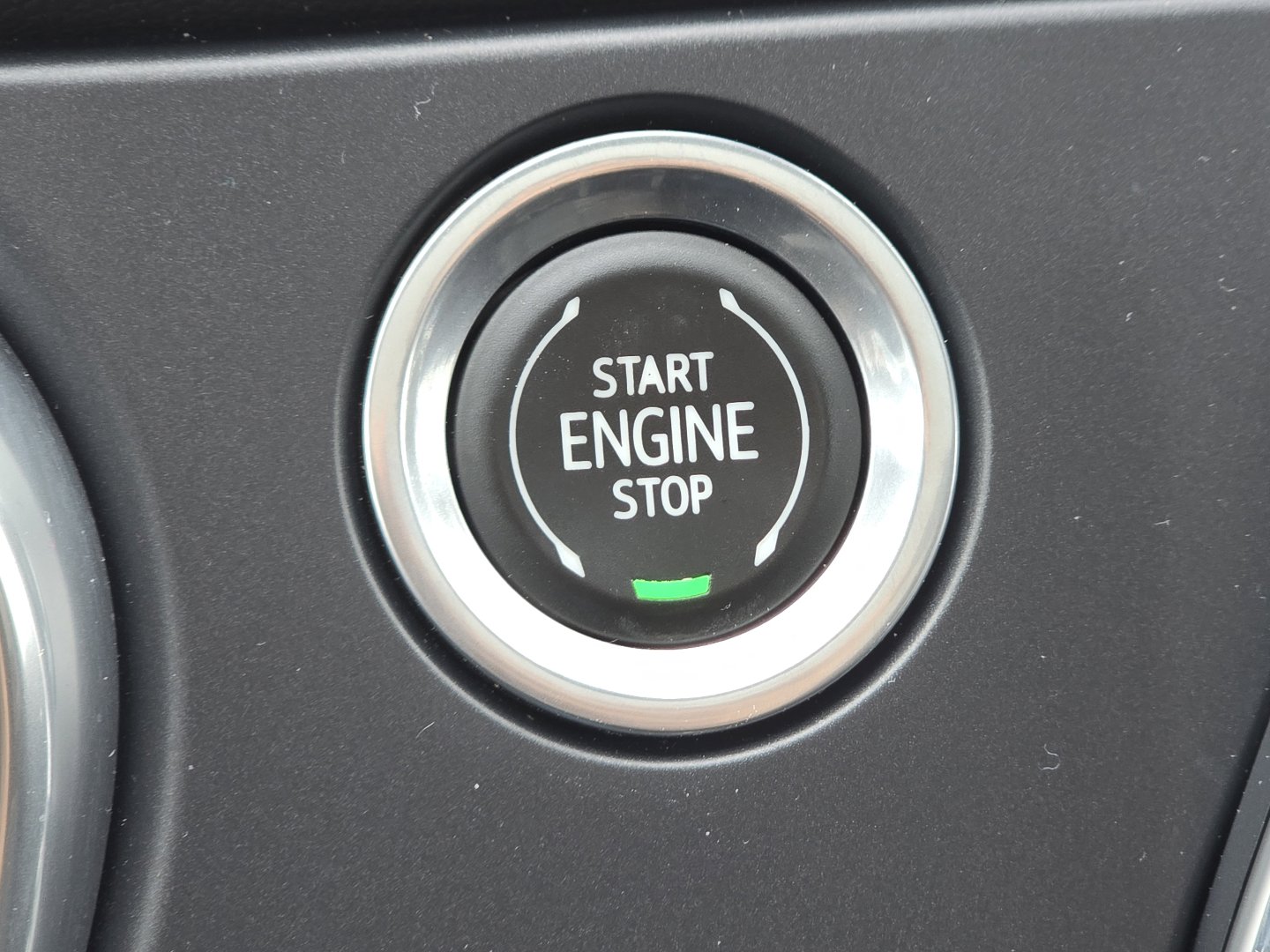 Used 2022 Chevrolet Blazer Premier w/ Enhanced Convenience Package image 13