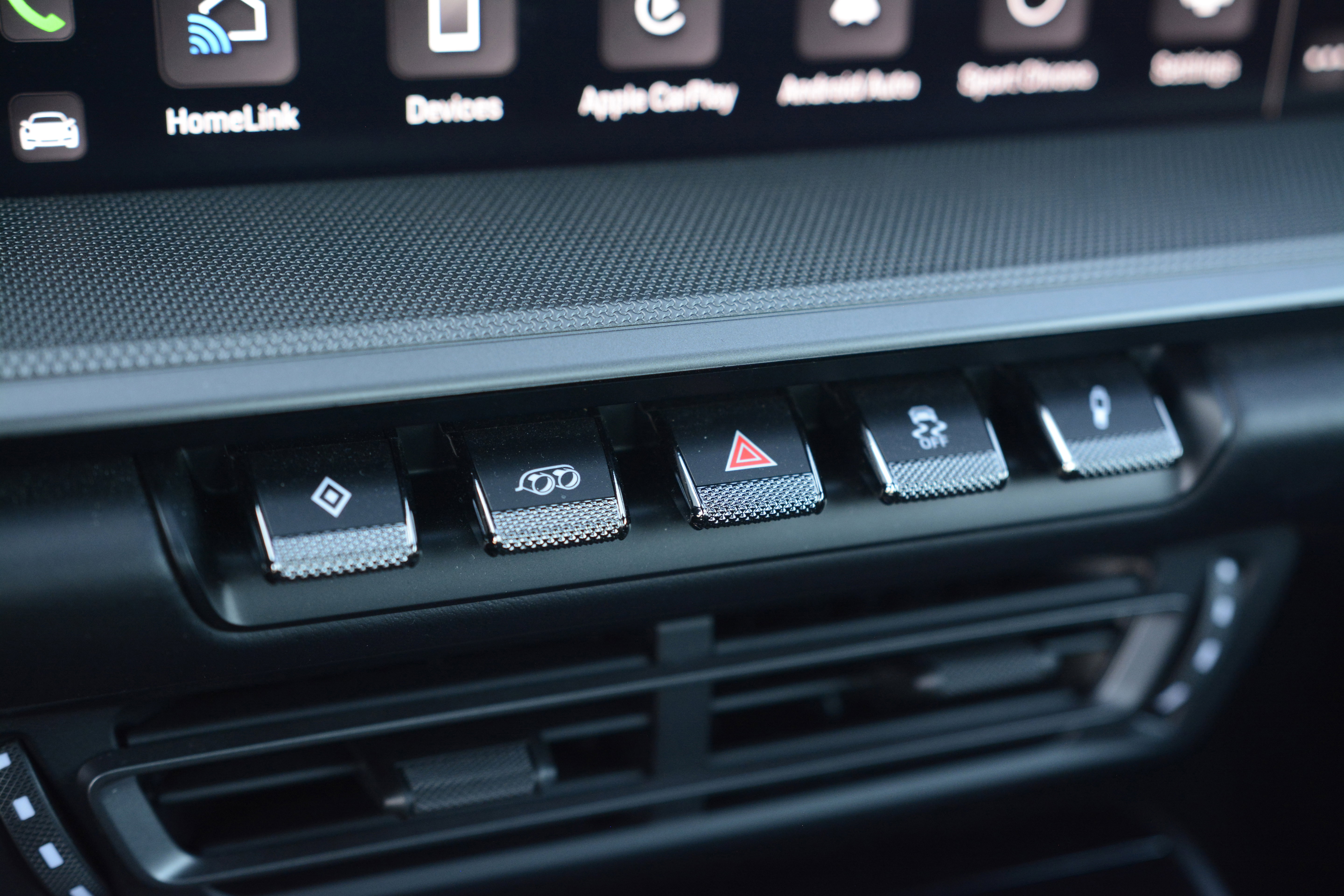 Certified 2022 Porsche 911 Targa 4S image 25