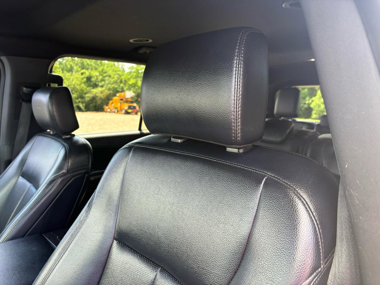 Used 2019 Ford Expedition XLT w/ Equipment Group 201A AWD/4WD image 16