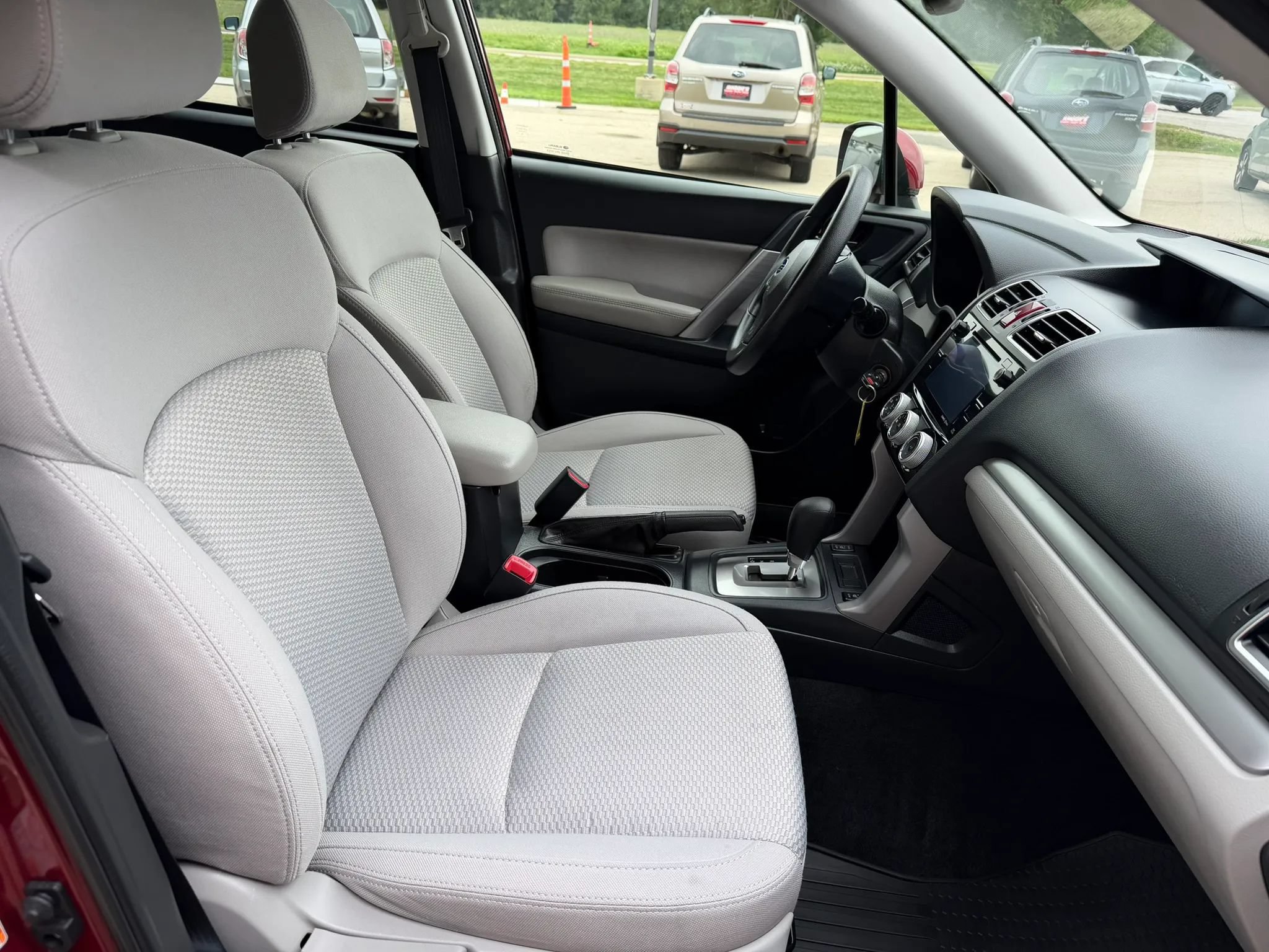 Used 2016 Subaru Forester 2.5i Premium AWD/4WD image 13