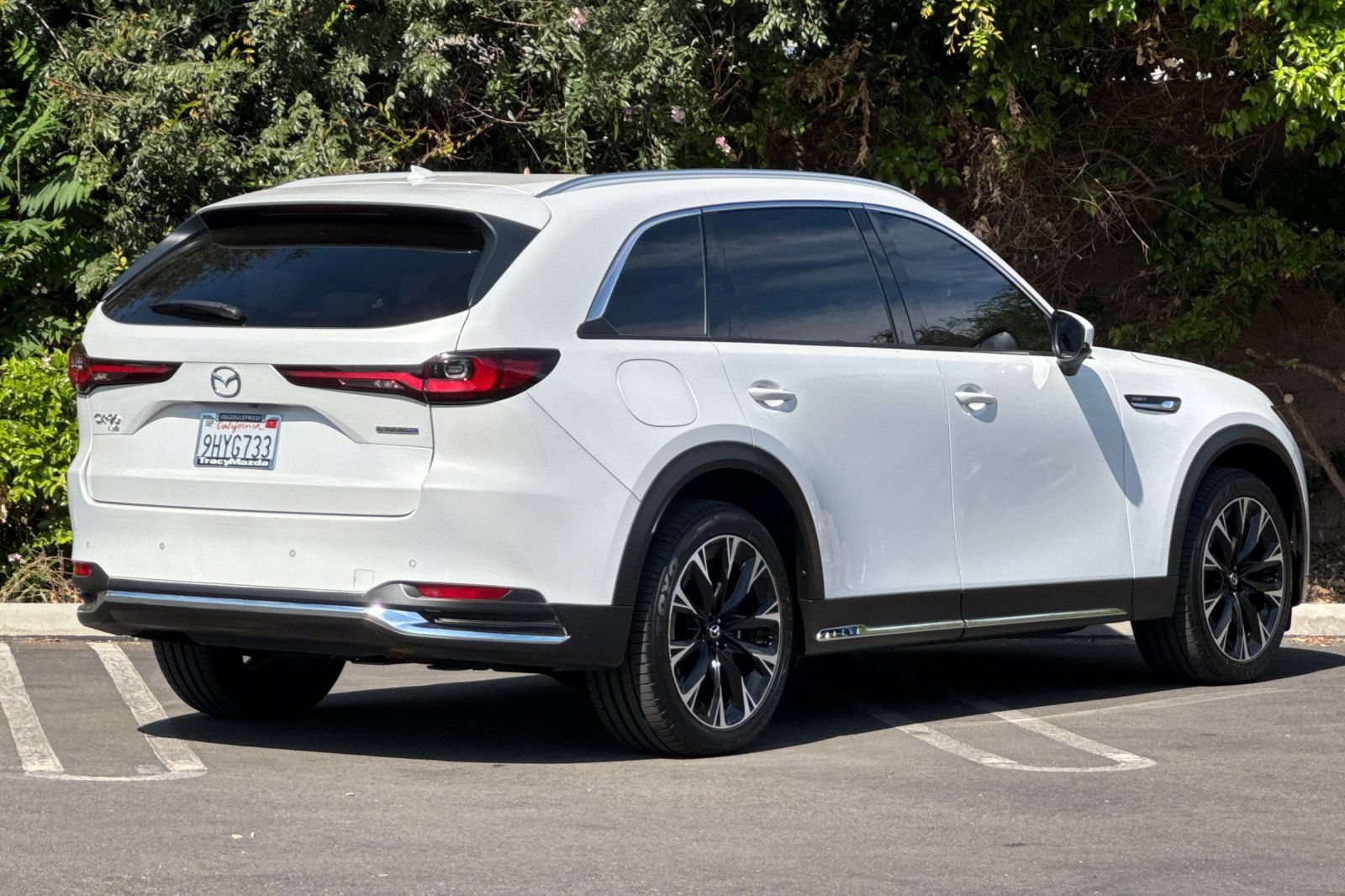 Certified 2024 MAZDA CX-90 Plug-In Hybrid w/ Premium Plus AWD/4WD image 4