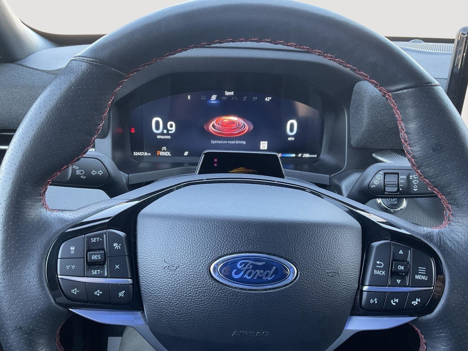 Used 2025 Ford Explorer ST-Line image 20