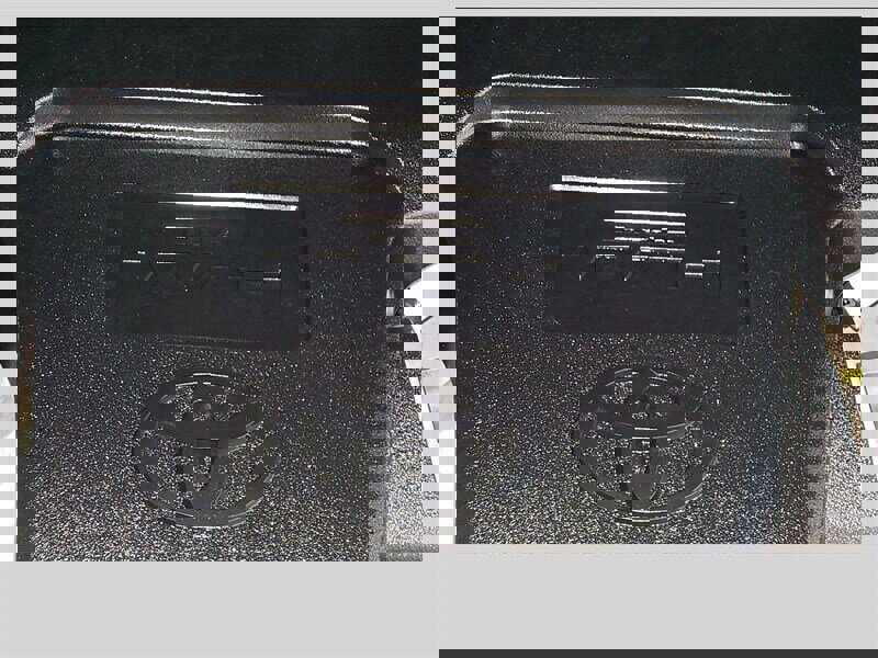 Used 2018 Toyota RAV4 XLE image 43