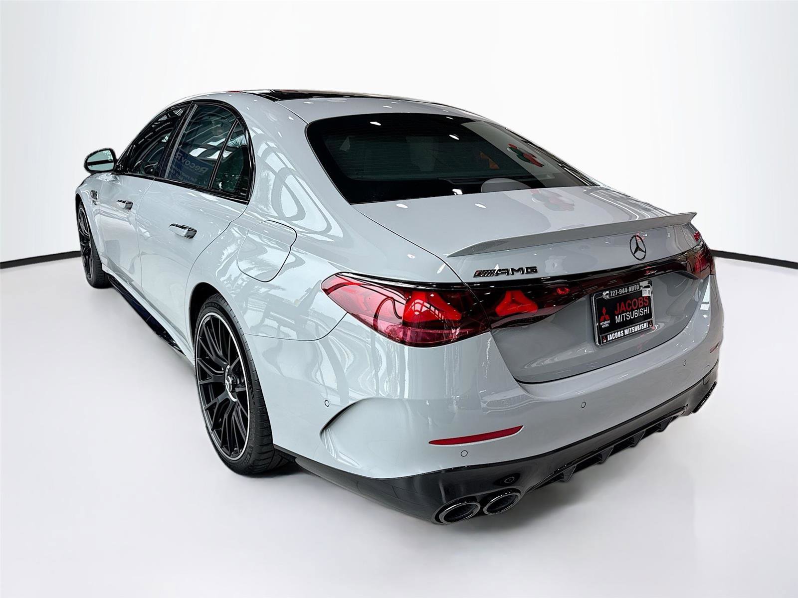 Used 2026 Mercedes-Benz E 53 AMG e 4MATIC Sedan image 5