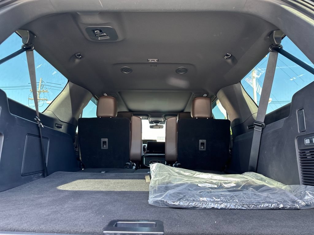Used 2025 Ford Expedition Max King Ranch AWD/4WD image 17