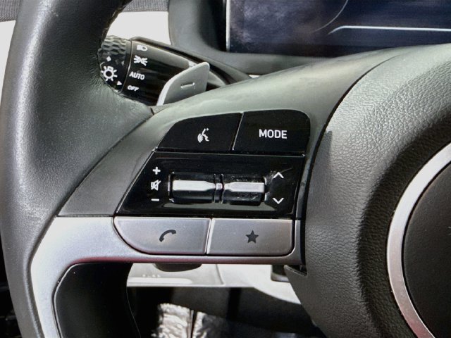Used 2023 Hyundai Tucson Limited FWD image 13