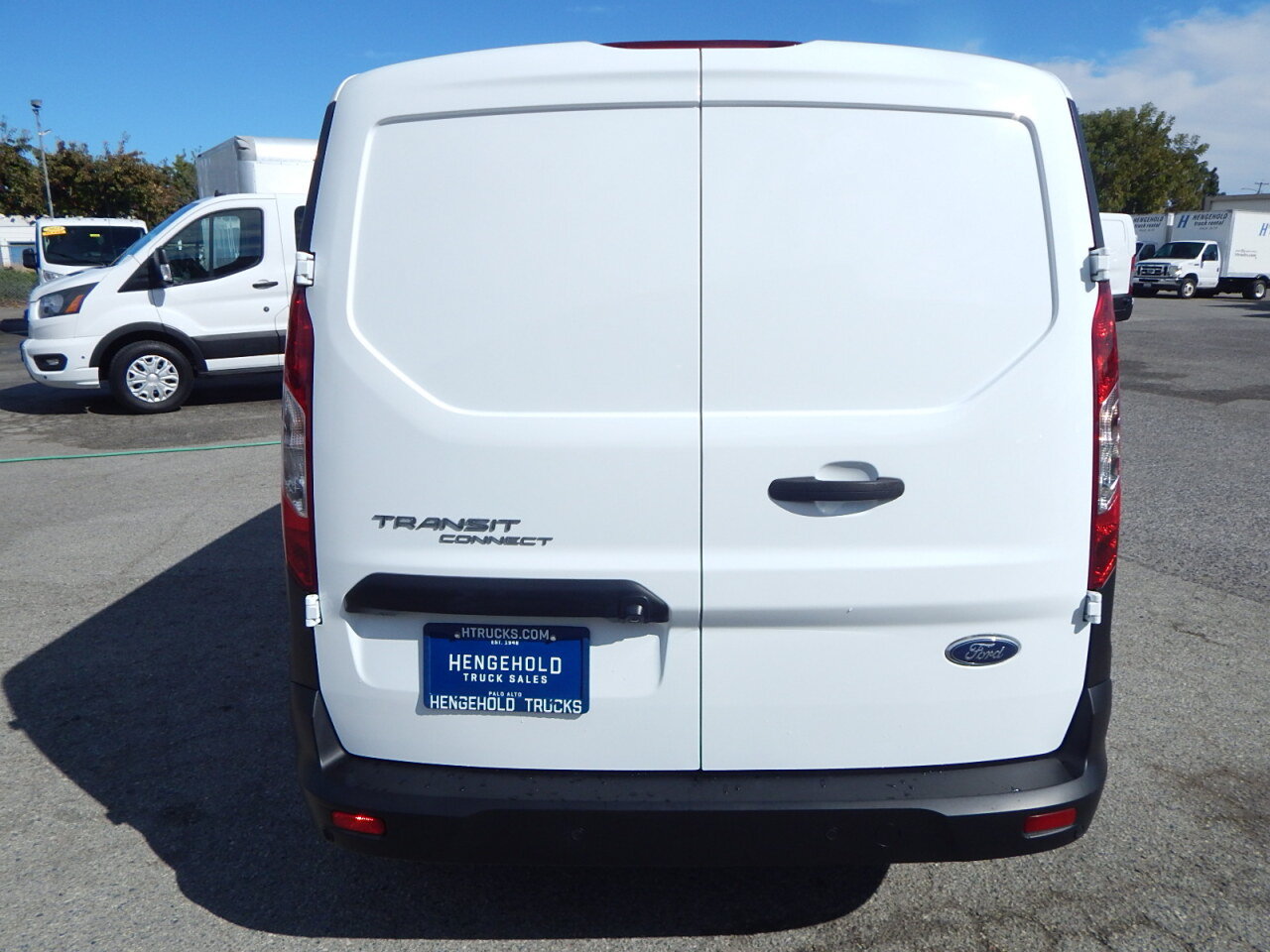 Used 2023 Ford Transit Connect XL FWD image 7