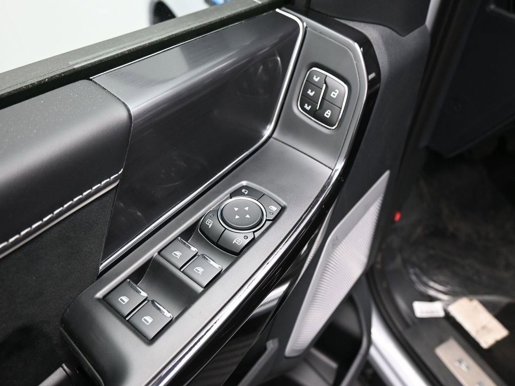 New 2025 Ford F150 Lightning Platinum w/ Dark Elements Package image 11