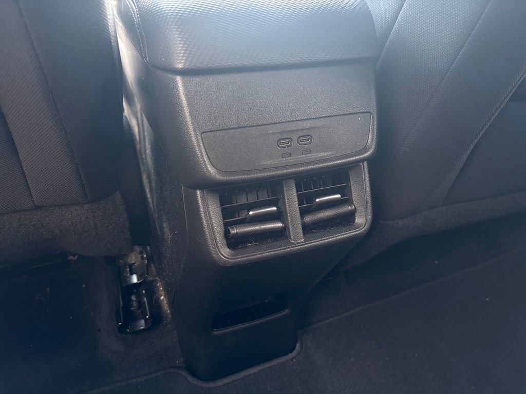 Used 2025 Chevrolet Equinox LT AWD/4WD image 27