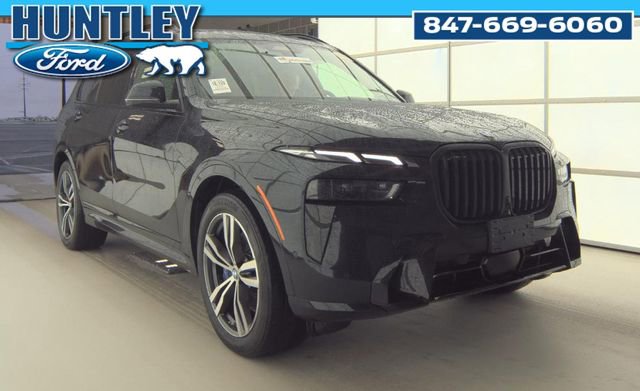 Used 2023 BMW X7 xDrive40i w/ Executive Package image 3