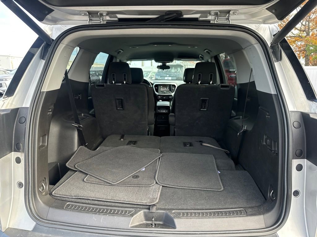 Used 2019 GMC Acadia SLE image 47