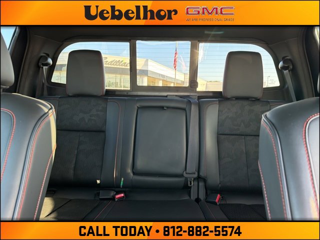 Used 2024 Nissan Titan PRO-4X image 19