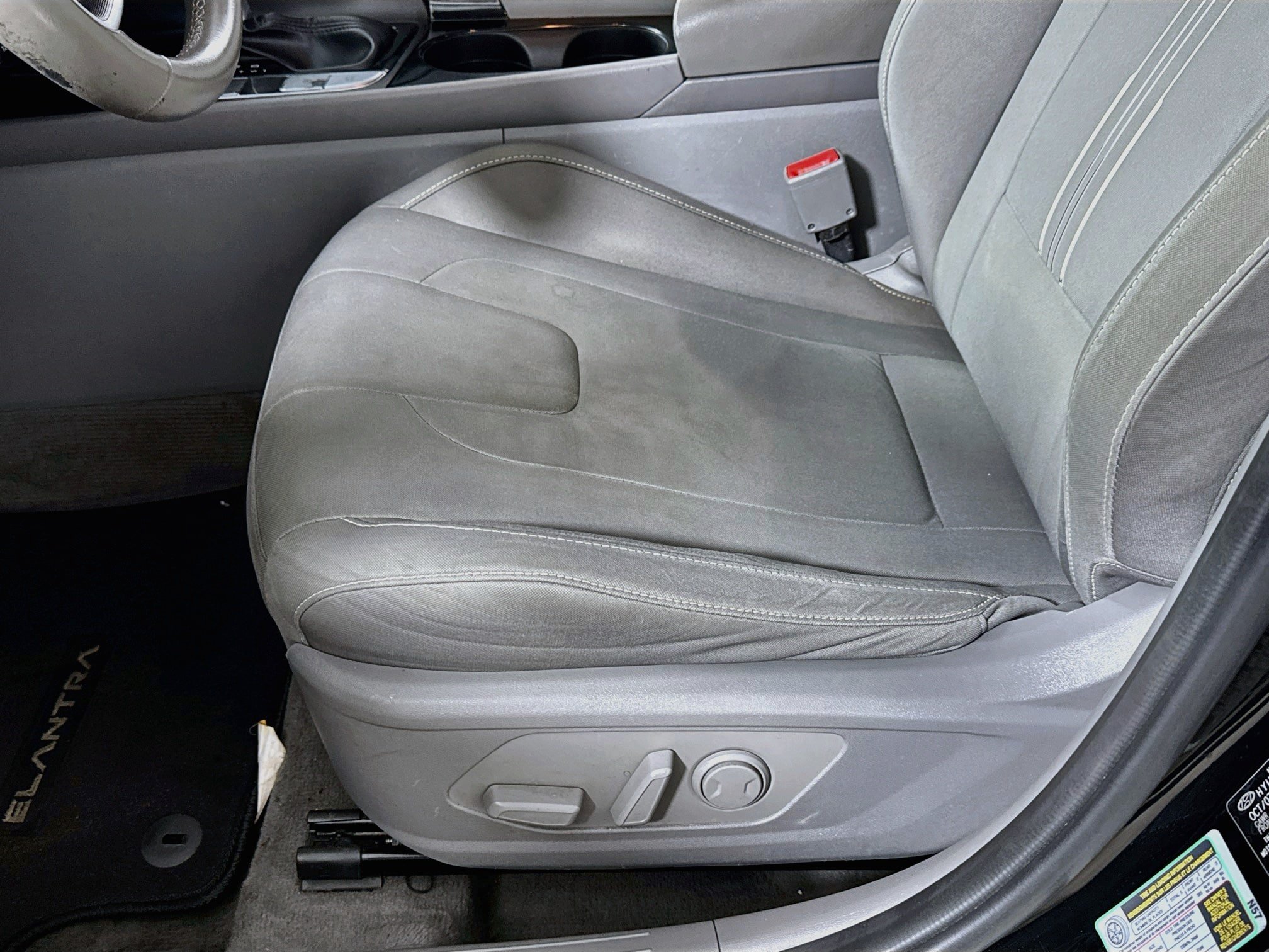 Used 2021 Hyundai Elantra SEL w/ Convenience + Premium Package FWD image 22