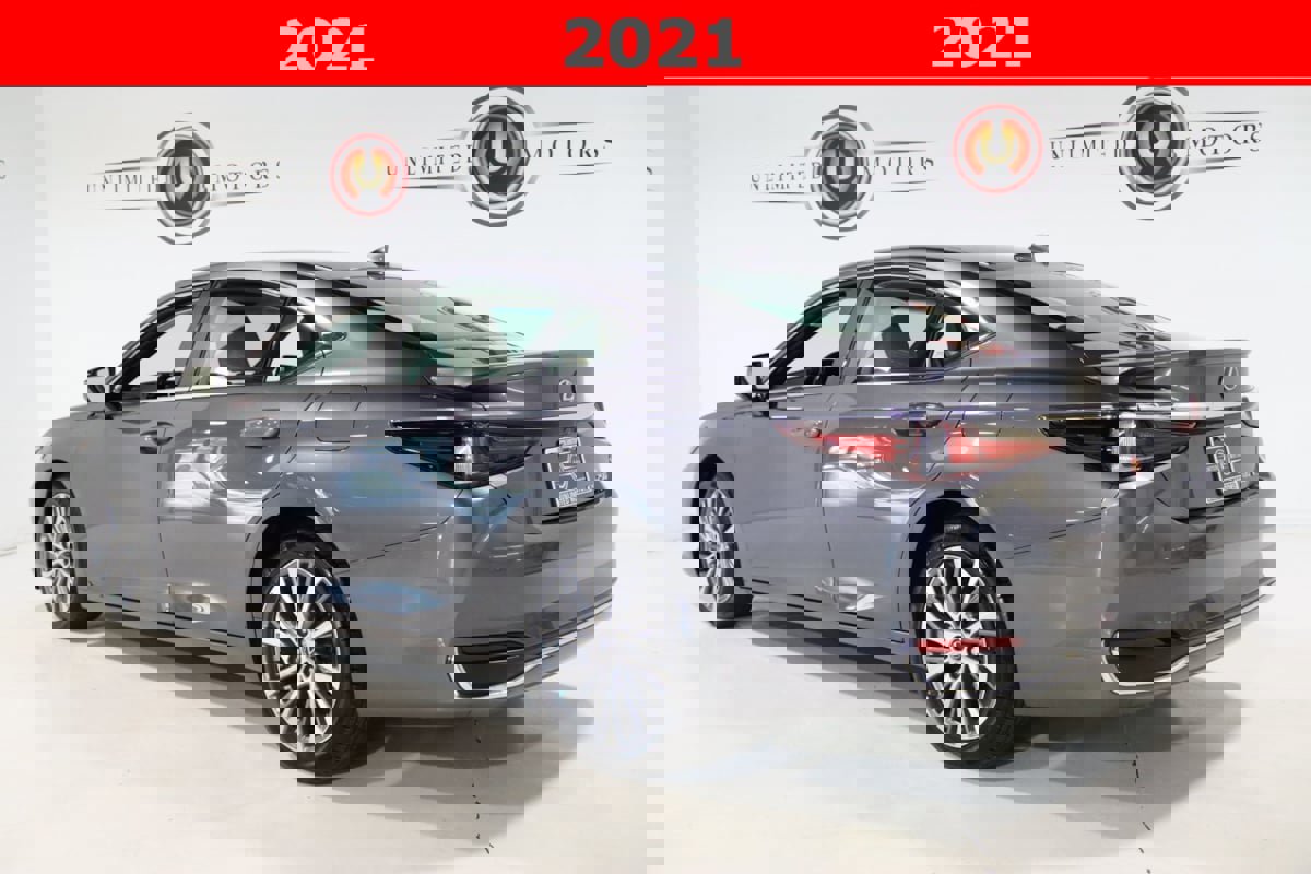 Used 2021 Lexus ES 250 w/ Premium Package image 3